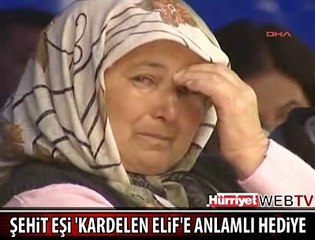 KARDELEN ELİF'E ANLAMLI HEDİYE