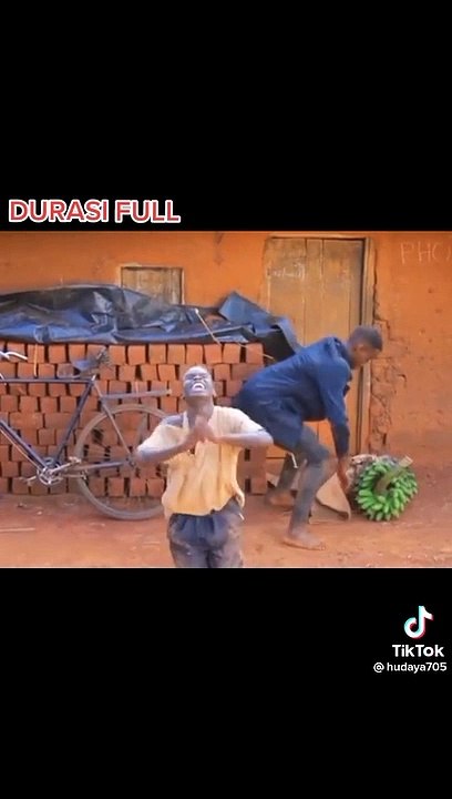 Waw...koq bisa pas sama lagu nya ya...good job..