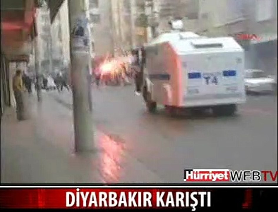 DİYARBAKIR YİNE KARIŞTI