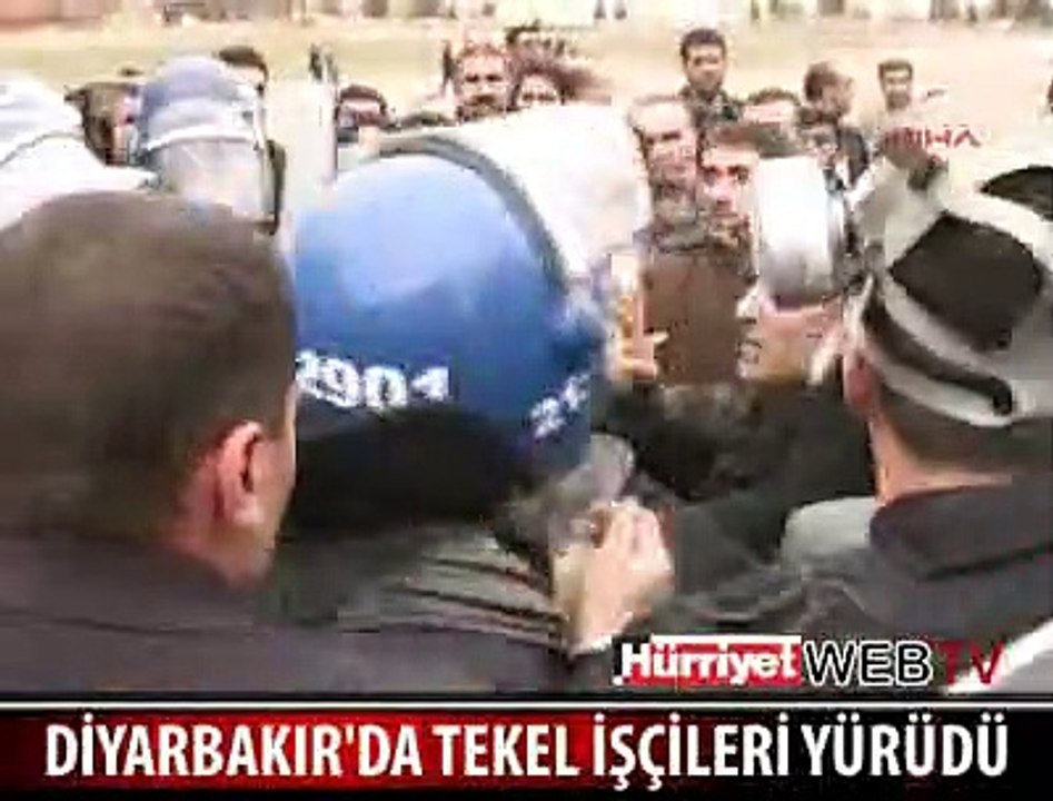 TEKEL İŞÇİLERİ YÜRÜDÜ