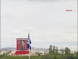 KARŞINIZDA TÜRK YILDIZLARI