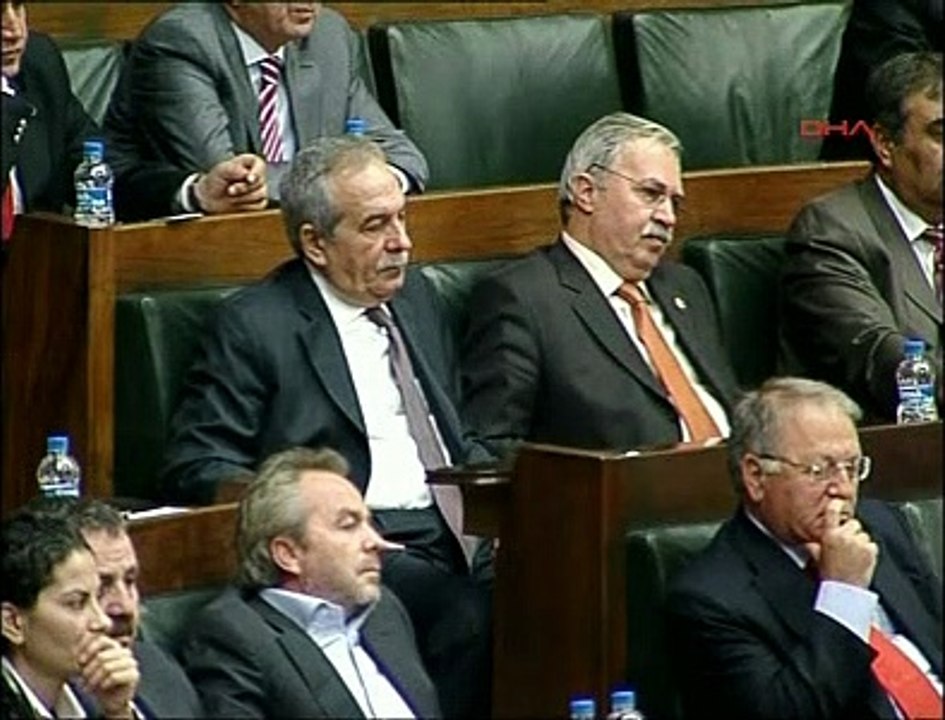 ERDOĞAN GRUPTA CEVAP VERDİ