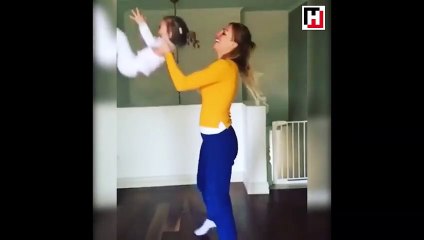 Meryem Uzerli ile kızı Lara'nın keyifli anları