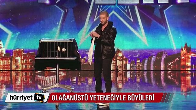 Olağanüstü bir sihir gösterisi