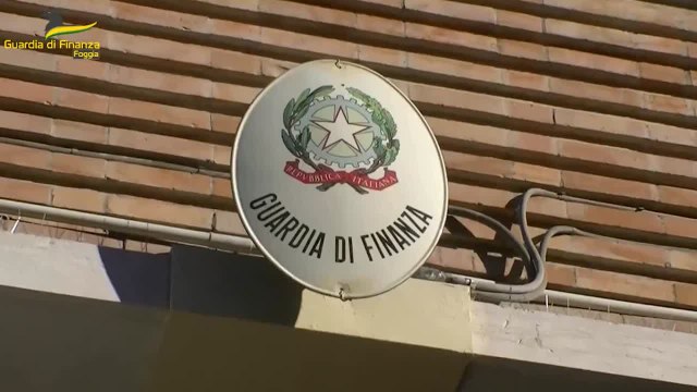 Scoperti 397 falsi braccianti agricoli nel Foggiano