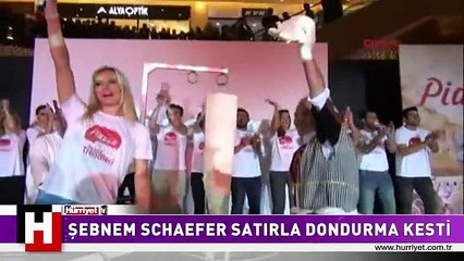 ŞEBNEM SCHAEFER, BUZ PİSTİNDE SATIRLA DONDURMA KESTİ