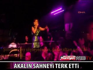 DEMET AKALIN SAHNEYİ TERK ETTİ