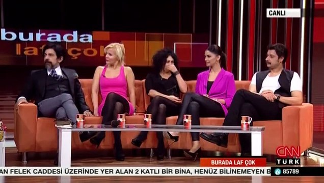 Okan Bayülgen'in esprisi stüdyoyu kopardı