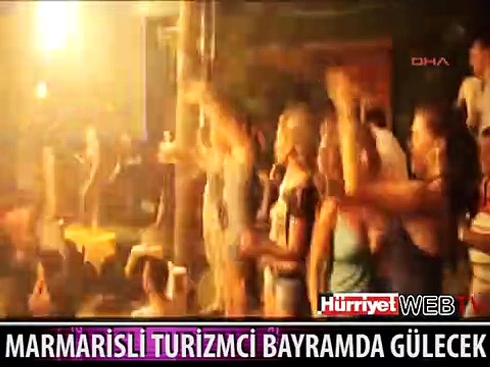 MARMARİS BAYRAMDA DOLDU TAŞTI