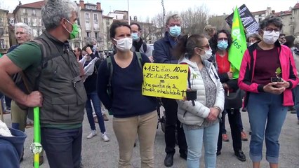 Loi climat _ Marche au Puy- Prises de paroles
