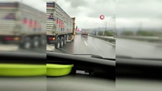Son dakika haber | Akıllara durgunluk veren trafik terörü: Delikanlıysanız durun, yoksa kaza yaptırırım