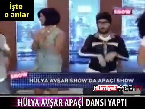 HÜLYA AVŞAR'DAN APAÇİ DANSI