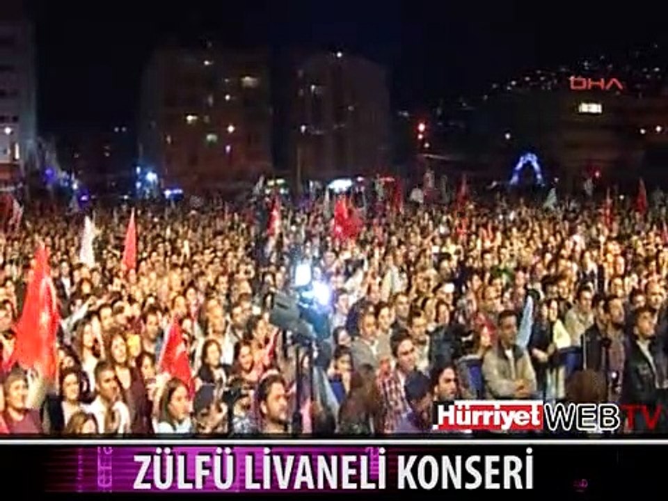 ZÜLFÜ LİVANELİ KONSERİ