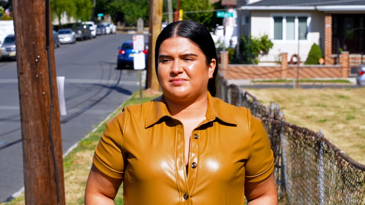 Immigrant Rights Activist Helps Others Tell Their Stories