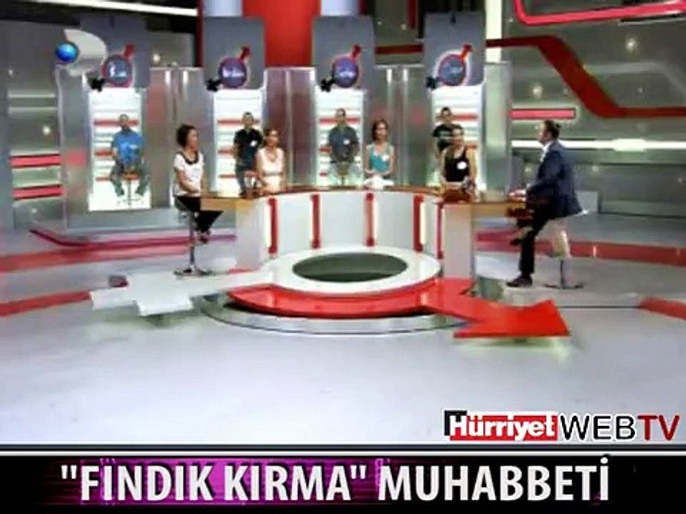 HERKES KAHKAHAYA BOĞULDU