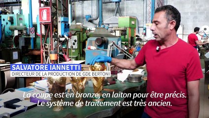 Une usine italienne fabrique le trophée de la Coupe du monde