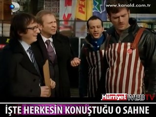 ALİ'DEN 'SUNDAY MAN' ESPRİSİ