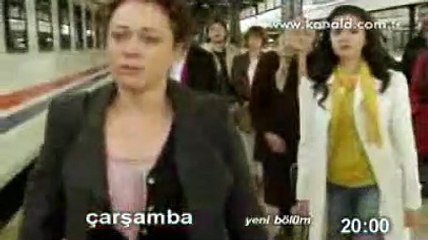 YAPRAK DÖKÜMÜ VEDA EDİYOR