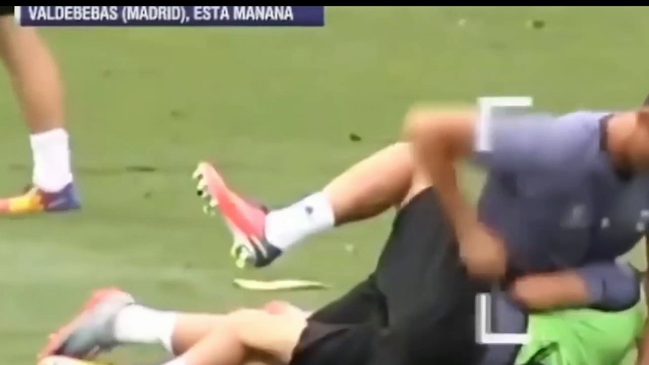 Funny videos footbal soccer.. Kompilasi video lucu