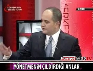 CANLI YAYINDA MİKROFON FIRLATTI