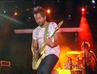 GRİPİN TATİLCİLERİ COŞTURDU