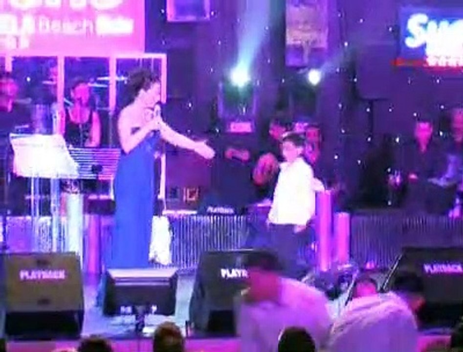 EBRU GÜNDEŞ AZERİCE ÖĞRENİYOR