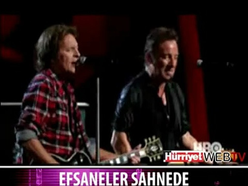 EFSANELER SAHNEDE