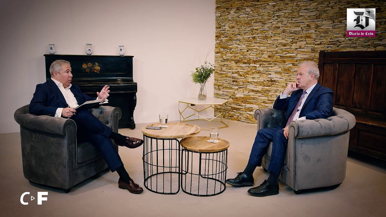 Joaquín  S. Torné entrevista a Manuel  Campo Vidal