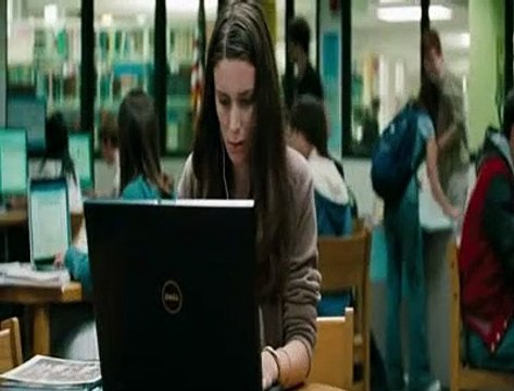 ELM SOKAĞINDA KABUS