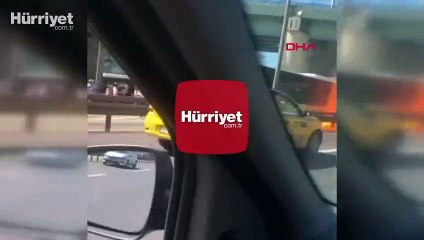 İncirli'de metrobüste yangın çıktı.