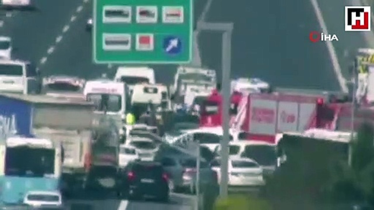 TEM otoyolu Ümraniye mevkiinde kaza