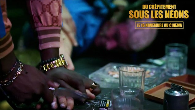 Du crépitement sous les néons Bande-annonce VF