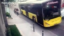 Motosiklet sürücüsü öndeki motosikleti geçmeye çalışırken kaza yaptı!