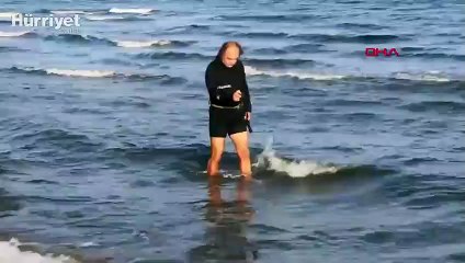 Sualtı arkeologları dalış yaptıkları Karadeniz'de kalıntıların sırını araştırıyor