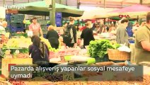 Pazarda alışveriş yapanlar sosyal mesafeye uymadı