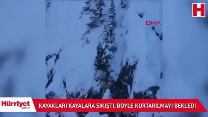 Kayakları kayalara sıkışınca saatlerce böyle kurtarılmayı bekledi