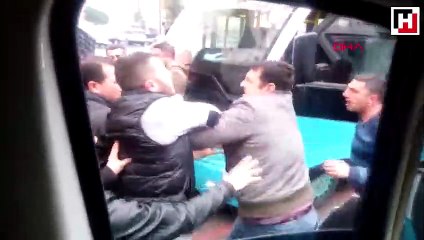 Yol ortasında meydan savaşı