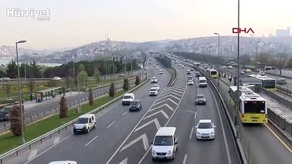 İstanbul'da yasak kalktı, araçlar yola çıktı