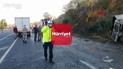 Van'da mültecileri taşıyan minibüs kaza yaptı