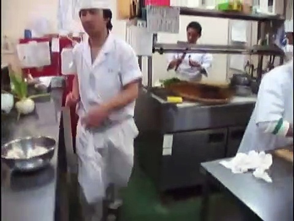 Anthony Bourdain's a Cook's Tour - Se1 - Ep02 - Dining with Geishas HD Watch HD Deutsch