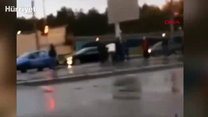 Ukrayna’da yolcular ‘maske tak’ uyarısı yapan vatmanı darp etti