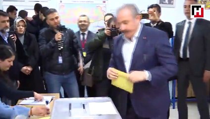 TBMM Başkanı Mustafa Şentop, oyunu kullandı