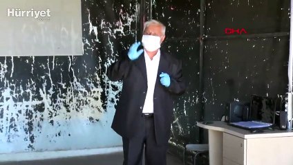 Koronavirüs testi pozitif olan yolcu otobüsten indirildi