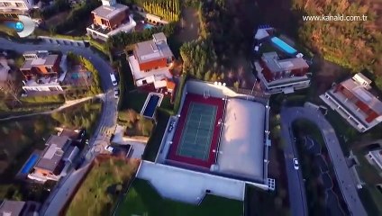 Sen bu kafayla çok uzağa gidemezsin zaten!