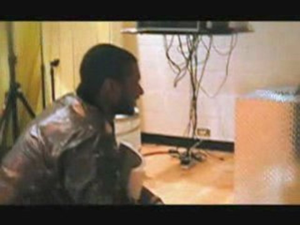 Justin Bieber  singing- U Got it bad- by Usher -