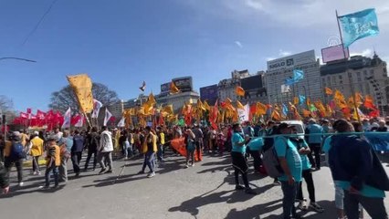 BUENOS AIRES - Arjantin'de "Peronist Bağlılık Günü" gösterileri düzenlendi
