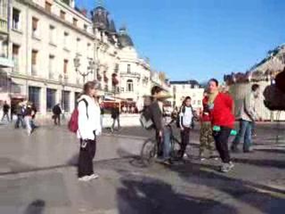 Manif dans les rues d'Orléans 05