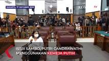 Tampil Beda! Cuma Sambo Satu-Satunya yang Pakai Batik di Persidangan