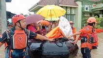 Sungai Meluap, Ratusan Rumah Warga Blitar Terendam Banjir