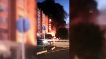 Rusya'da bir uçak 9 katlı binanın üzerine düştü